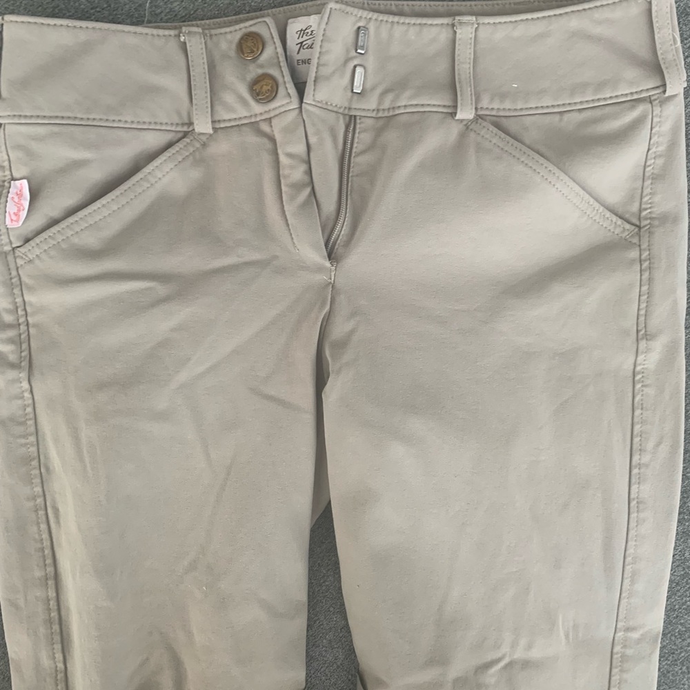 Tailored Sportsman size 16 (fits like a 24) tan trophy hunter